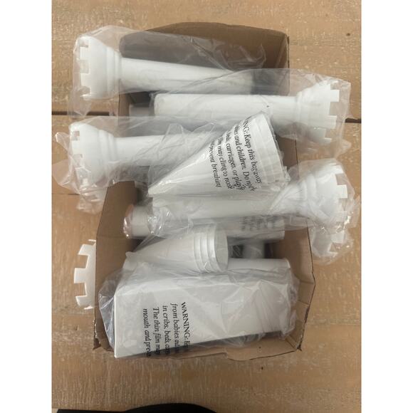 Wilton Romantic Castle Cake Set 32 pcs Open Box Pieces Still in Plastic - Picture 13 of 13